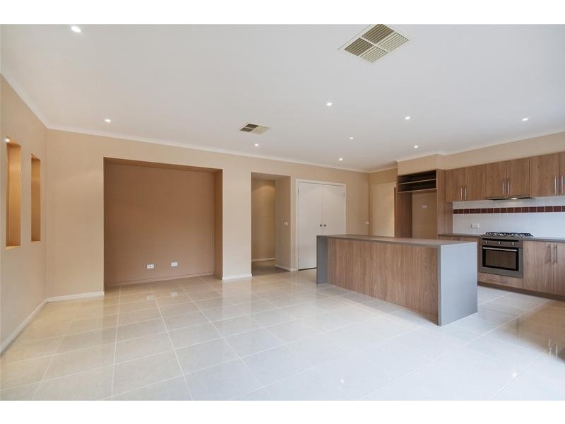 22 Hummingbird Boulevard, Tarneit VIC 3029