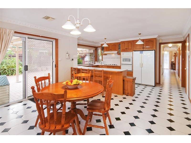 110 Wattle Avenue, Werribee VIC 3030