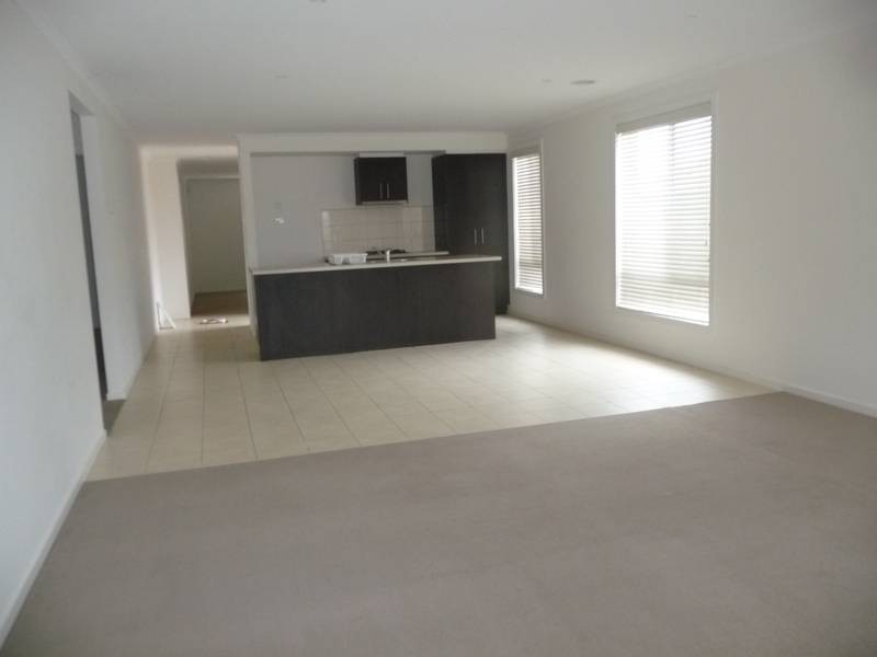 1 Balladong Crescent, Tarneit VIC 3029