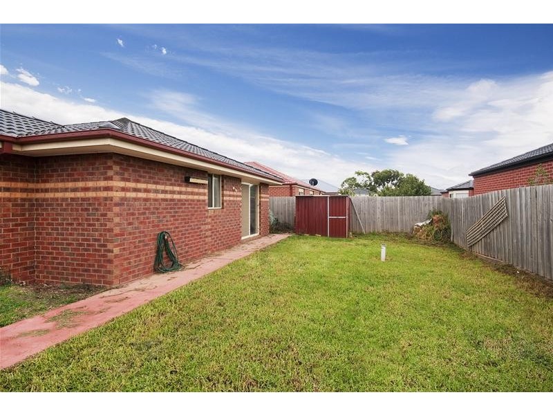 4 Blossom Lane, Werribee VIC 3030
