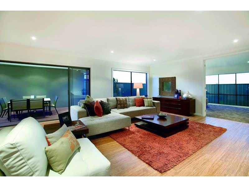 2 Munro Dve, Wyndham Vale VIC 3024