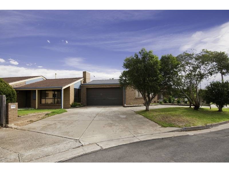 11 Gloucester Crt, Werribee VIC 3030