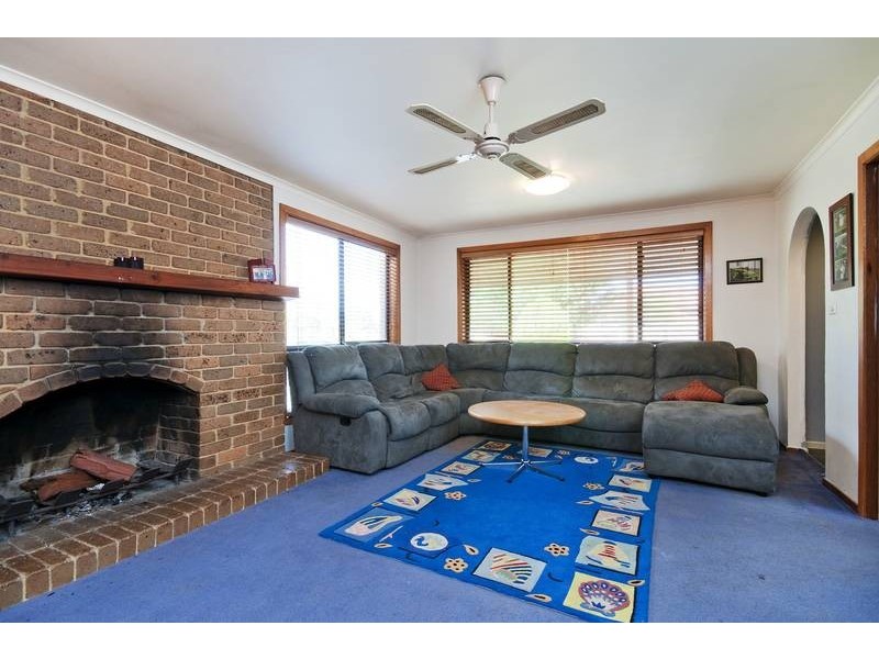11 Gloucester Crt, Werribee VIC 3030