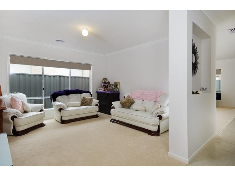 10 Kondalilla Drive, Truganina VIC 3029