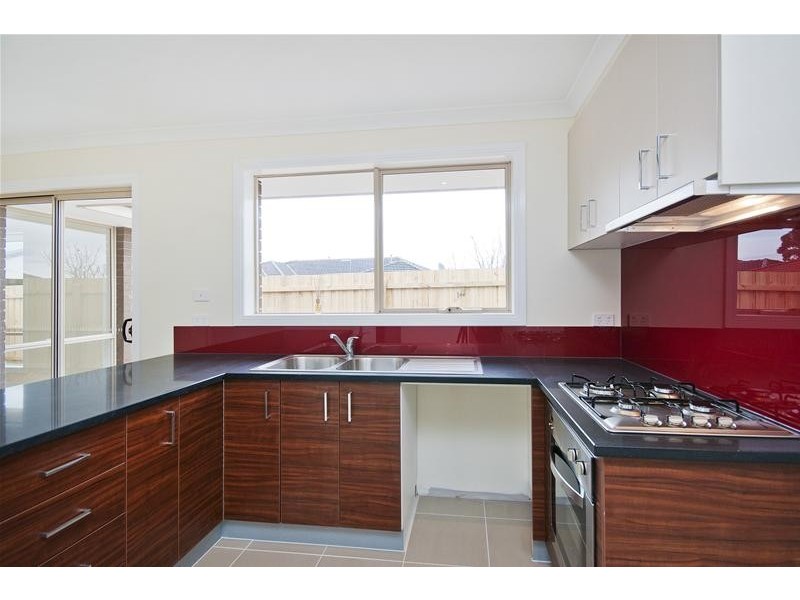 13B Whimbrel Court, Werribee VIC 3030