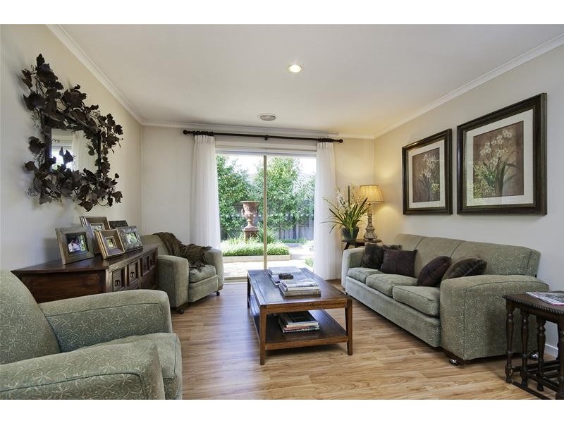 10 Lena Court, Hoppers Crossing VIC 3029