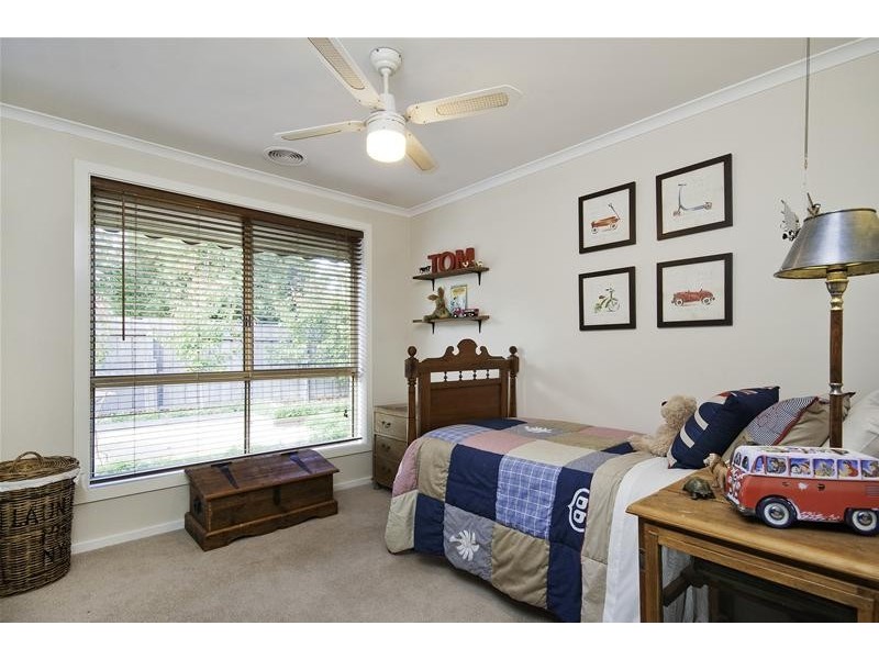 10 Lena Court, Hoppers Crossing VIC 3029