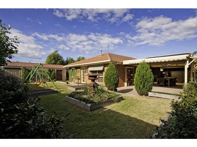 10 Lena Court, Hoppers Crossing VIC 3029