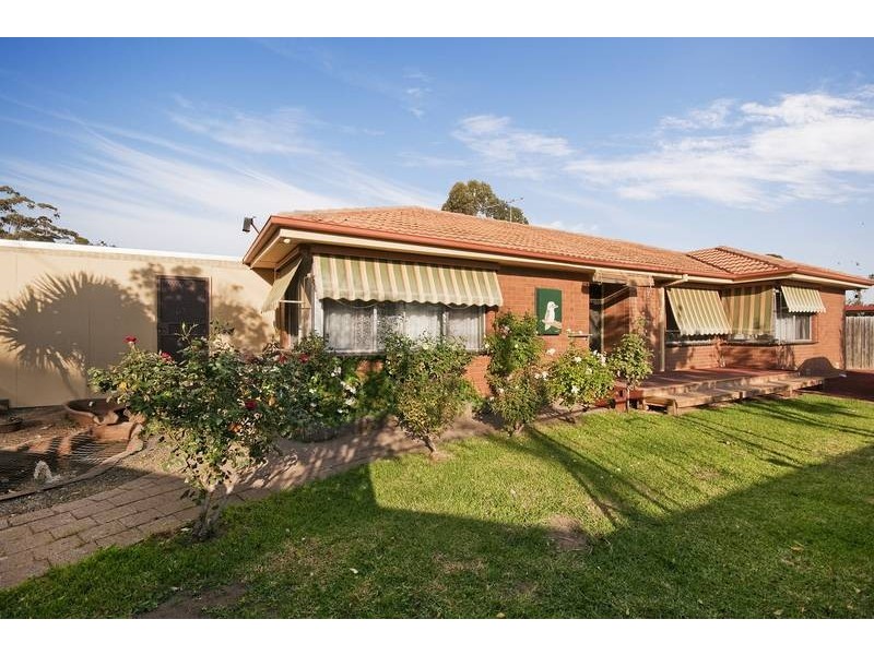 10 Bolton Rd, Wyndham Vale VIC 3024