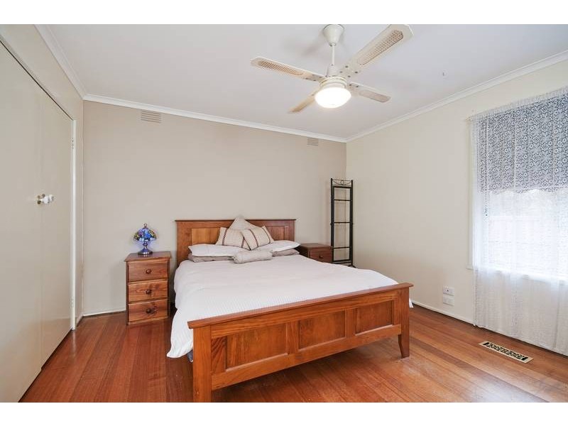 10 Bolton Rd, Wyndham Vale VIC 3024
