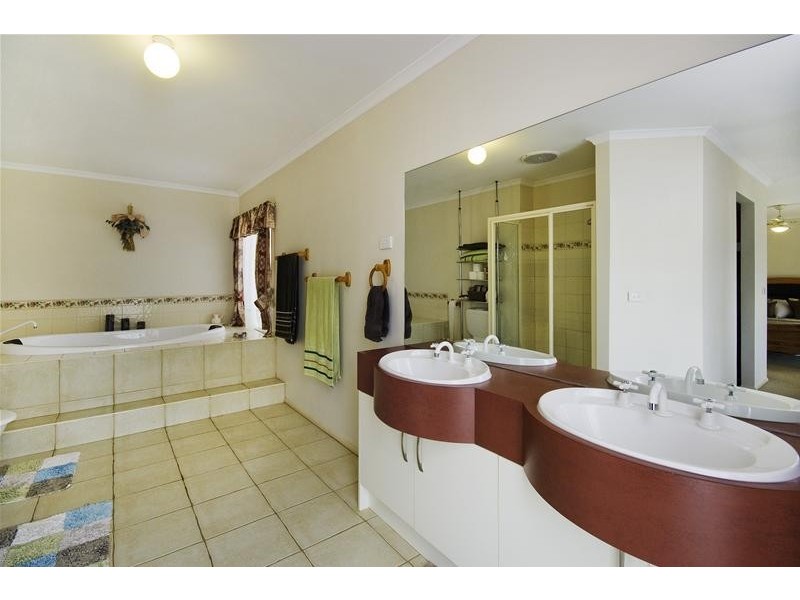 26 Blossom Lane, Werribee VIC 3030