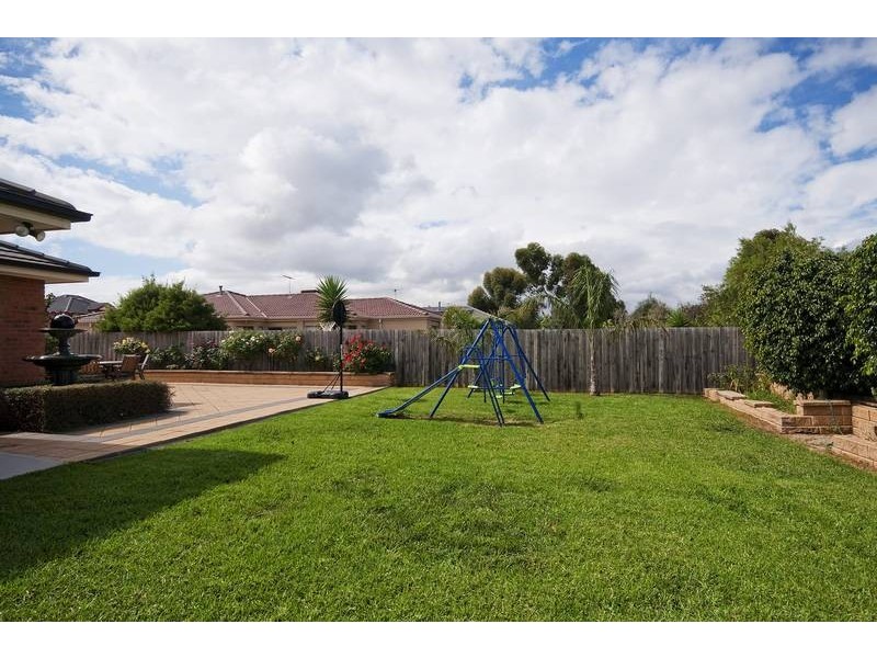 6 Nitaya St, Hoppers Crossing VIC 3029