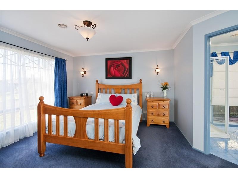 26 Penny Crescent, Hoppers Crossing VIC 3029