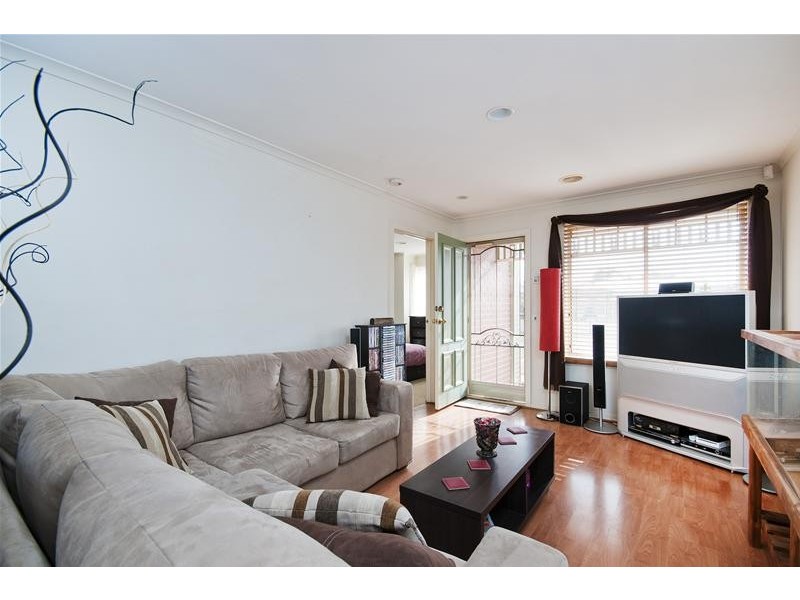 32 Kasem Drive, Werribee VIC 3030