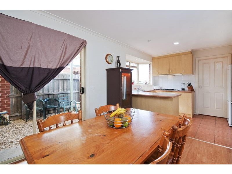 32 Kasem Drive, Werribee VIC 3030