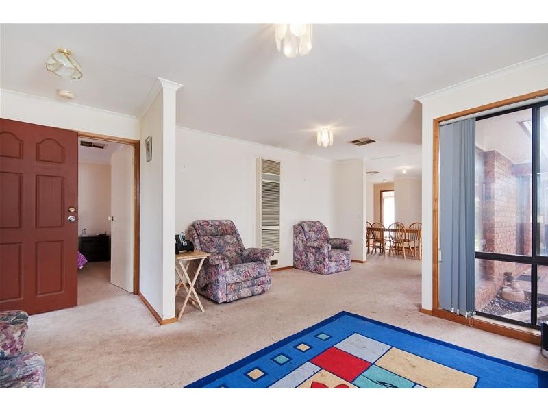 15 Karinya Close, Werribee VIC 3030