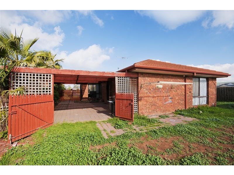 15 Karinya Close, Werribee VIC 3030