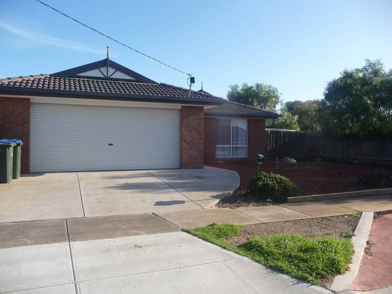137 Silvereye Crescent, Werribee VIC 3030