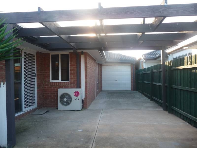 137 Silvereye Crescent, Werribee VIC 3030