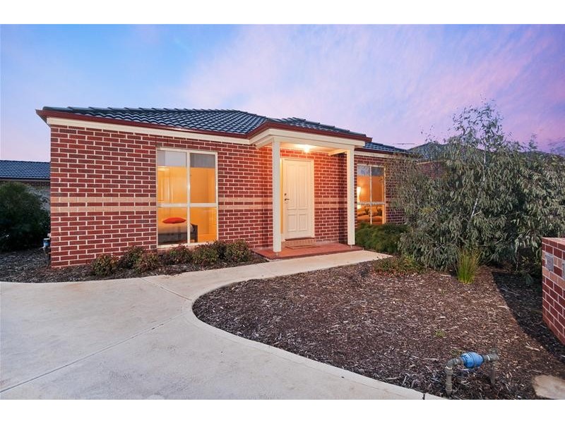 1/7 Trinca Court, Werribee VIC 3030