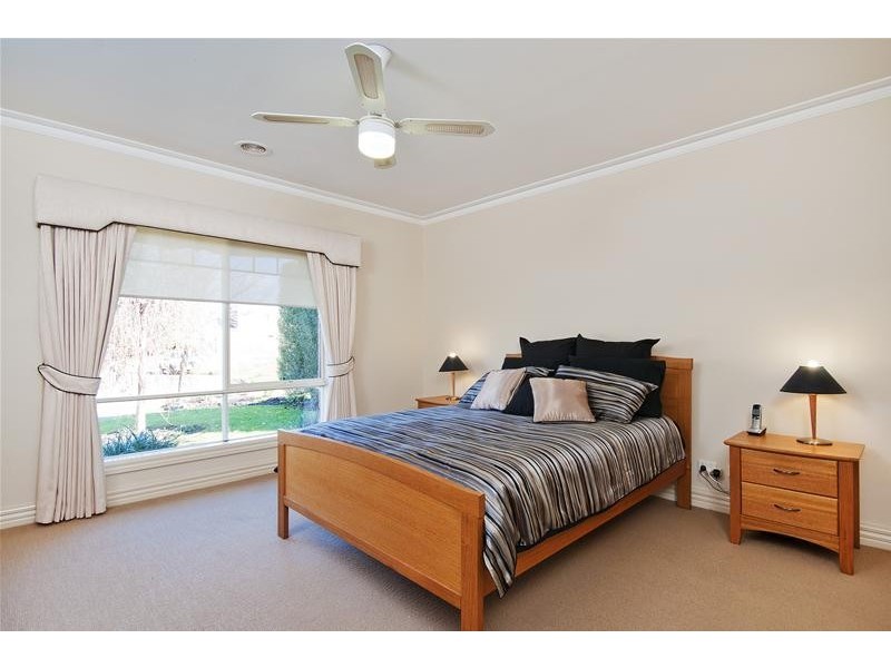 15 Little John Street, Werribee VIC 3030