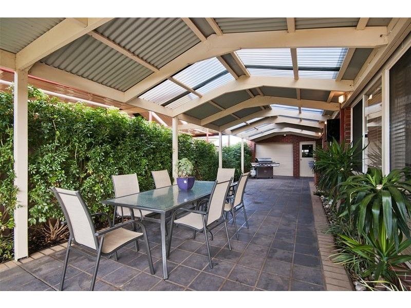 15 Little John Street, Werribee VIC 3030