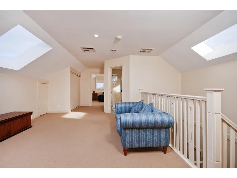 15 Little John Street, Werribee VIC 3030
