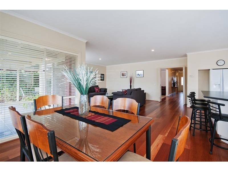 15 Little John Street, Werribee VIC 3030