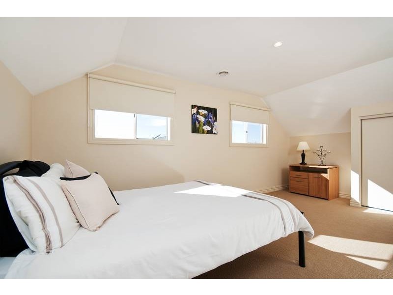 15 Little John Street, Werribee VIC 3030
