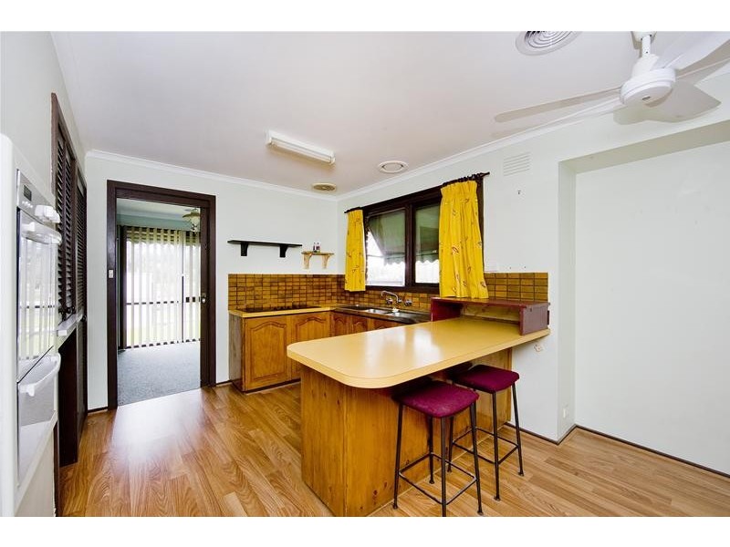 8 Greens Road, Wyndham Vale VIC 3024