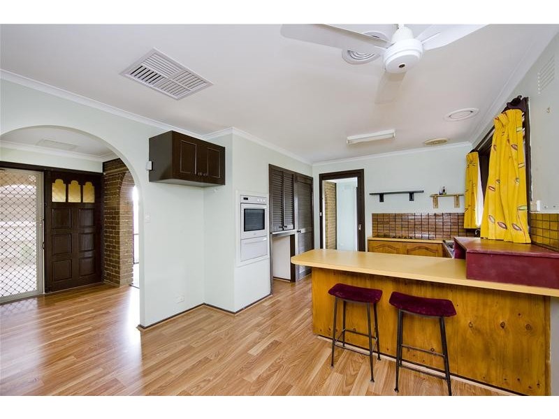 8 Greens Road, Wyndham Vale VIC 3024