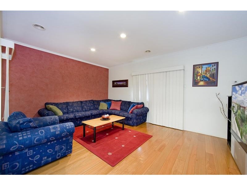 19 Alexandra Avenue, Hoppers Crossing VIC 3029