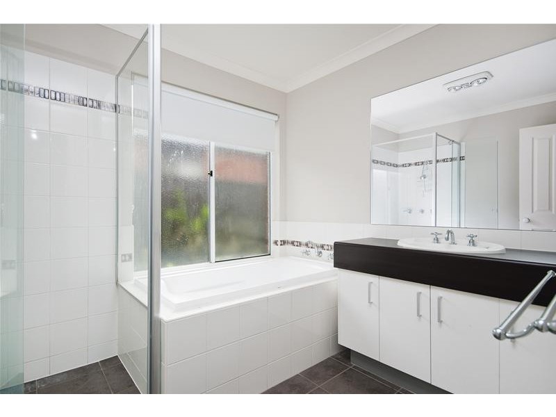 11 Rocky Gate Drive, Truganina VIC 3029