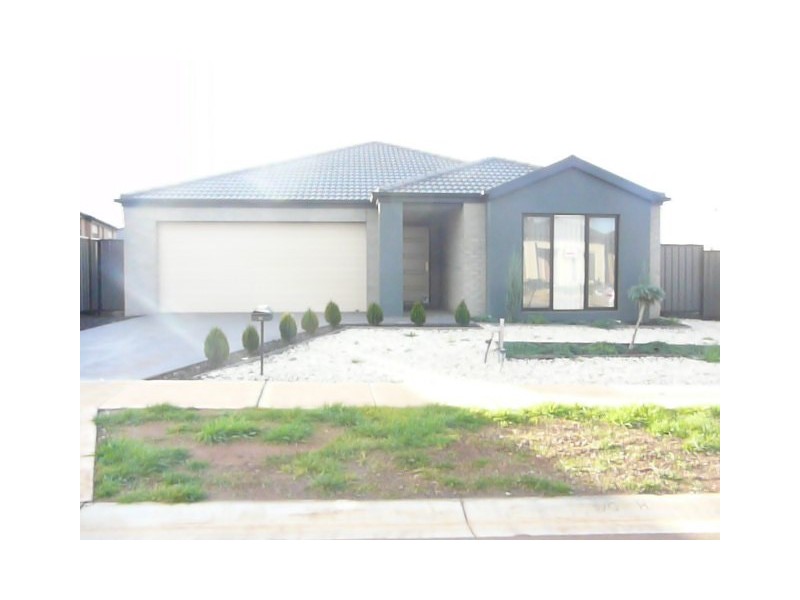 24 Cadell Avenue, Tarneit VIC 3029