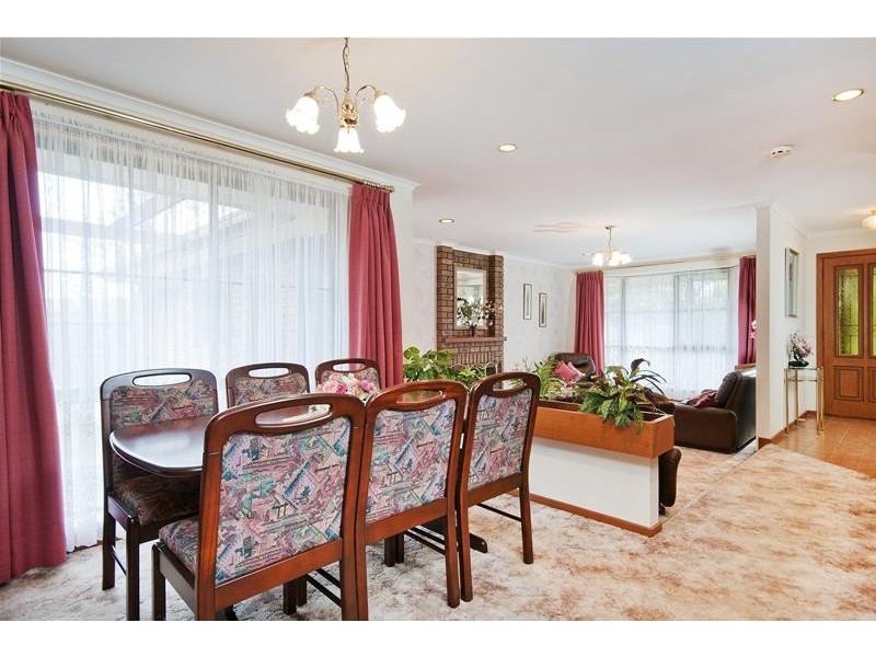 15 Norwood Court, Hoppers Crossing VIC 3029