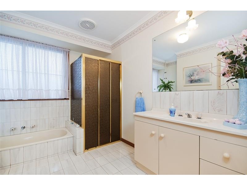 15 Norwood Court, Hoppers Crossing VIC 3029