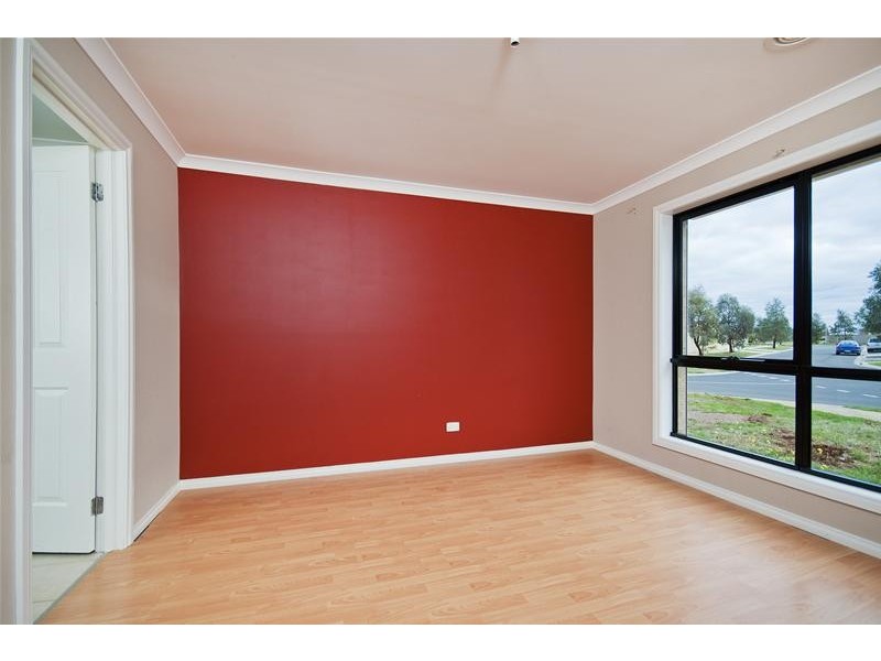 21 Christina Crescent, Kurunjang VIC 3337