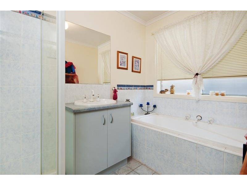 3 Arcadian Place, Hoppers Crossing VIC 3029