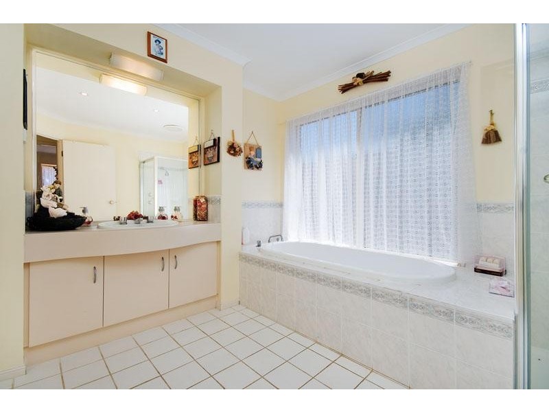 54 Birchwood Boulevard, Hoppers Crossing VIC 3029