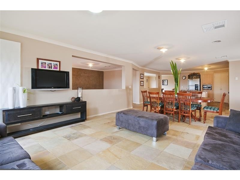 6 Alec Court, Tarneit VIC 3029