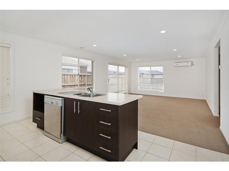 136 Greens Road, Wyndham Vale VIC 3024