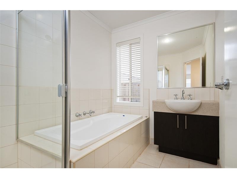 136 Greens Road, Wyndham Vale VIC 3024