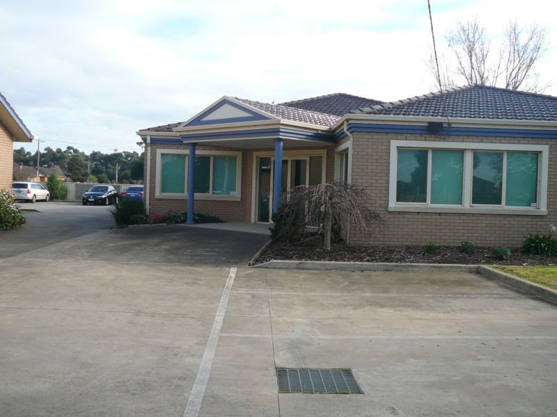 33 Princes Hwy, Werribee VIC 3030