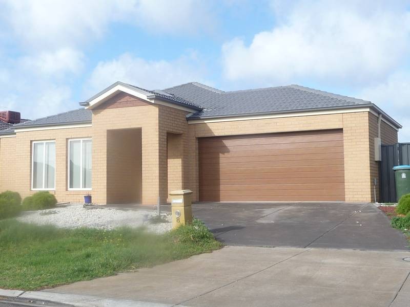 8 Carisbrook Curcuit, Truganina VIC 3029
