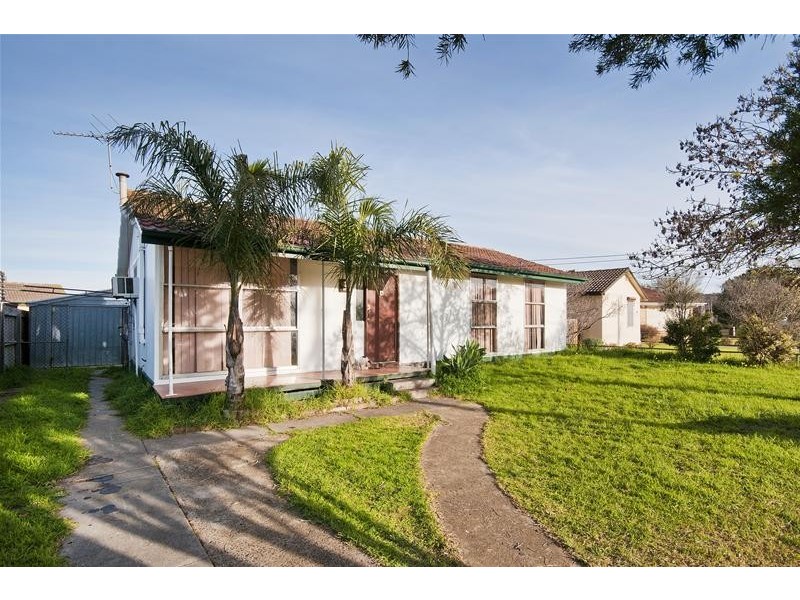 4 Richmond Crescent, Werribee VIC 3030