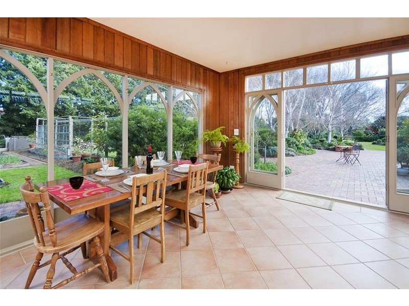 2 De Garis Place, Werribee VIC 3030