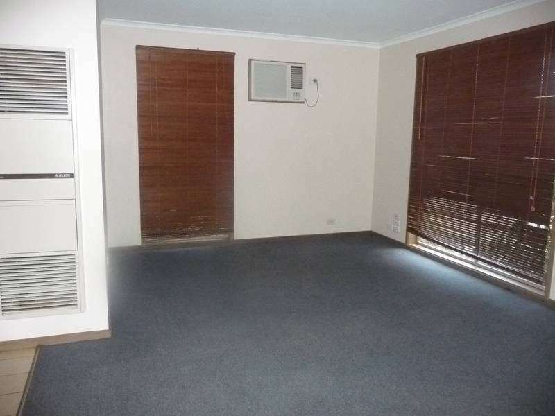 13 Hawkesbury Road, Werribee VIC 3030