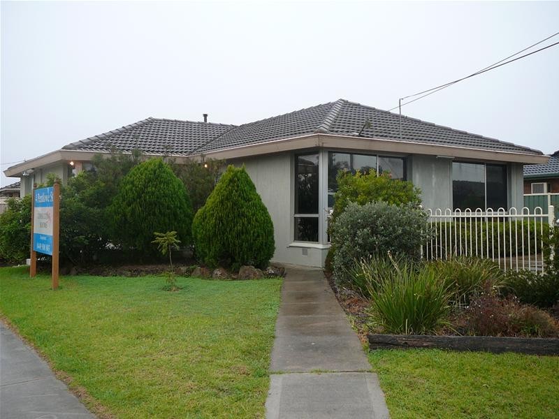 4 Pentlowe Street, Hoppers Crossing VIC 3029