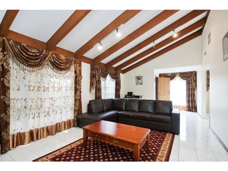 30 Maplehurst Avenue, Hoppers Crossing VIC 3029