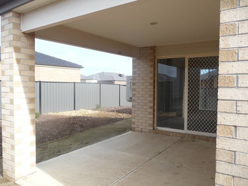 20 Winona Cct, Tarneit VIC 3029